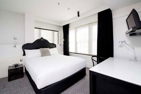 Peppers Gallery Hotel, Canberra - New South Wales Tourism  4