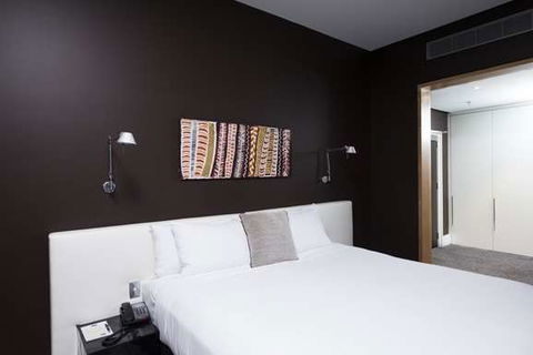 Peppers Gallery Hotel, Canberra - New South Wales Tourism  7