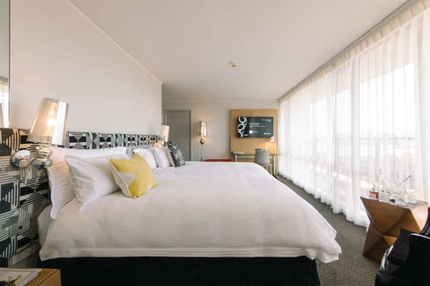 QT Canberra - New South Wales Tourism  6
