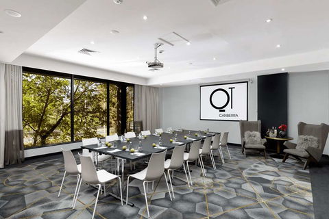 QT Canberra - New South Wales Tourism  8