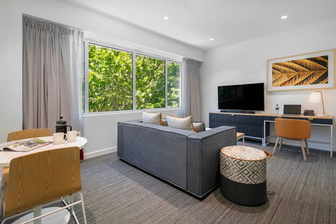 Quest Canberra City Walk - New South Wales Tourism  7
