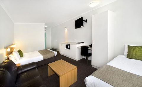 Admiralty Inn - New South Wales Tourism  6