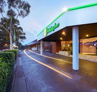 Holiday Inn Warwick Farm - New South Wales Tourism 