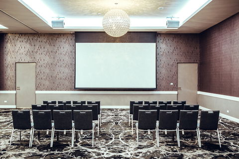 Holiday Inn Warwick Farm - New South Wales Tourism  7