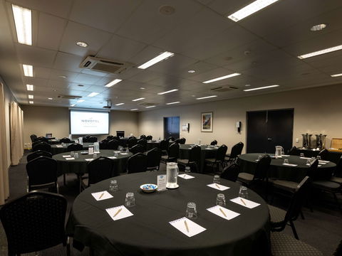 Novotel Darwin Airport Hotel - New South Wales Tourism  9