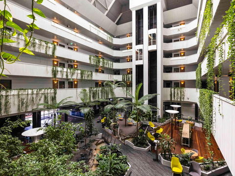 Novotel Darwin Atrium - New South Wales Tourism  0