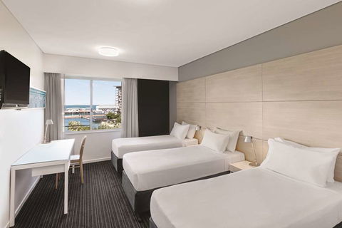 Vibe Hotel Darwin Waterfront - New South Wales Tourism  6