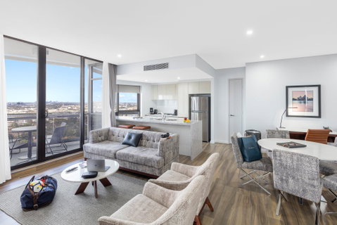 Meriton Suites Church Street, Parramatta - New South Wales Tourism  1
