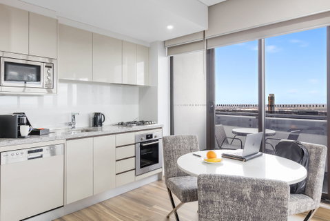 Meriton Suites Church Street, Parramatta - New South Wales Tourism  10