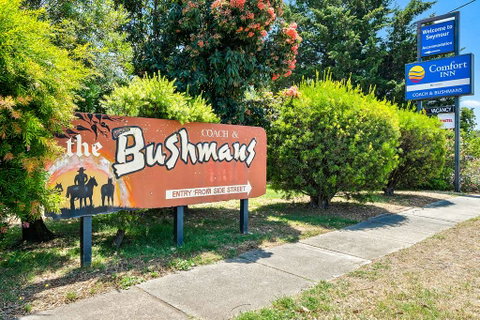 Comfort Inn Coach & Bushmans - New South Wales Tourism  1