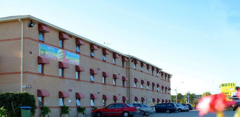 Arena Hotel - New South Wales Tourism  0