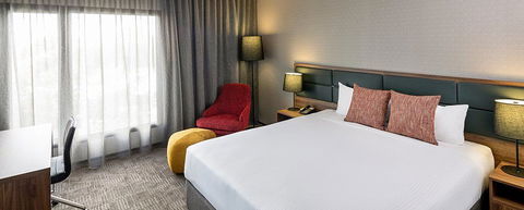 Novotel Sydney International Airport - New South Wales Tourism  1