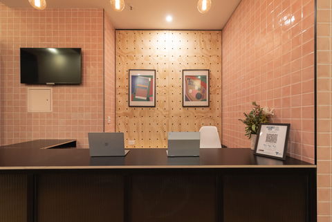 United Backpackers - New South Wales Tourism  2