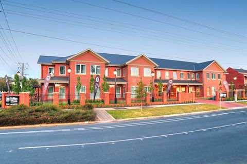 Best Western Plus Bolton On The Park - New South Wales Tourism  0