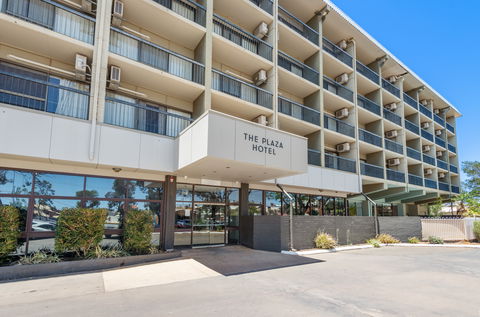 The Plaza Hotel Kalgoorlie - New South Wales Tourism  0
