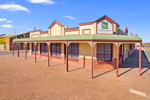 Quality Inn Railway - New South Wales Tourism  0