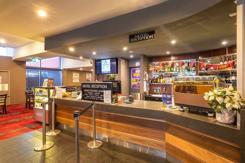 Nightcap At Keysborough Hotel - New South Wales Tourism  2