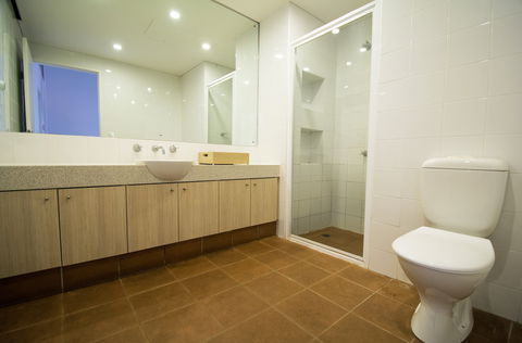 Emu Walk Apartments, Grand Mercure Apts - New South Wales Tourism  1