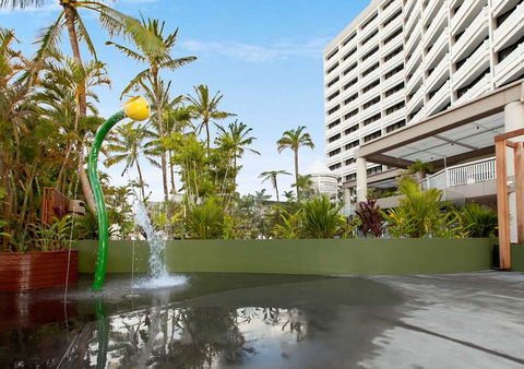 Rydges Esplanade Resort Cairns - New South Wales Tourism  1