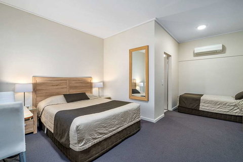 Quality Hotel Sherbourne Terrace - New South Wales Tourism  2