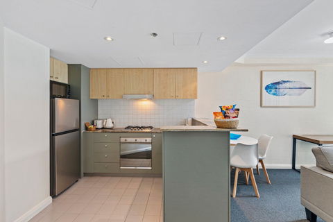 Astra Apartments Chatswood - New South Wales Tourism  0