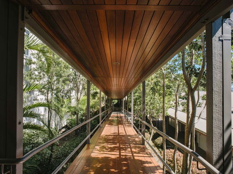 Mercure Clear Mountain Lodge - New South Wales Tourism  2