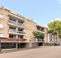 Nesuto Chippendale Sydney Apt Hotel - New South Wales Tourism 