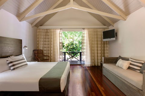 Hamilton Island Palm Bungalows - New South Wales Tourism  0