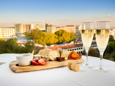 Novotel Canberra - New South Wales Tourism  2