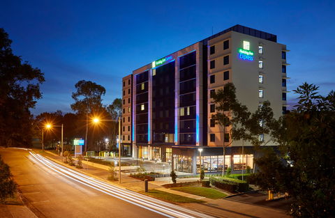 Holiday Inn Express Sydney Macquarie Pk - New South Wales Tourism  0