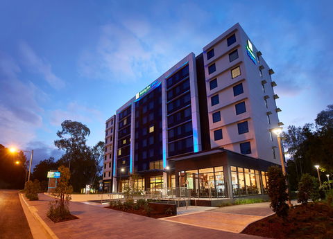 Holiday Inn Express Sydney Macquarie Pk - New South Wales Tourism  1