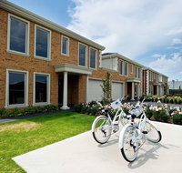 Mansi on Raymond - New South Wales Tourism 