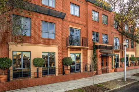 Majestic Tynte Street Apartments - New South Wales Tourism  1