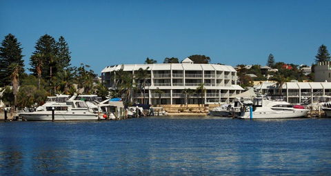 Pier 21 Apartment Hotel - New South Wales Tourism  0