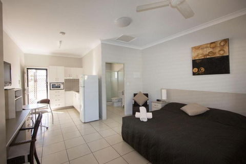 Western Gateway Motel - New South Wales Tourism  2