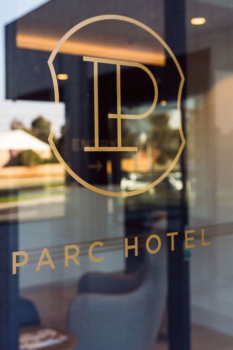 Parc Hotel - New South Wales Tourism  0
