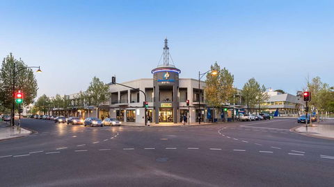 Mawson Lakes Hotel - New South Wales Tourism  2