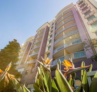 Hotel Gloria - New South Wales Tourism 