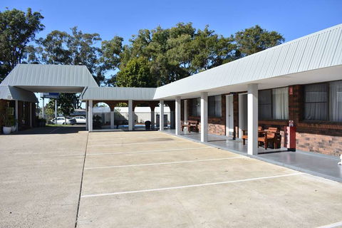 Best Western Parkside Motor Inn - New South Wales Tourism  1