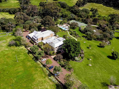 Grand Mercure Basildene Manor - New South Wales Tourism  1