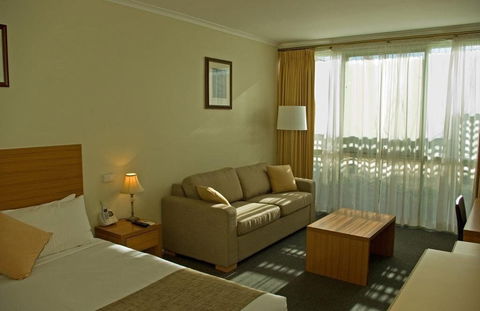 Admiralty Inn - New South Wales Tourism  3