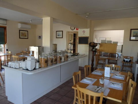Admiralty Inn - New South Wales Tourism  10
