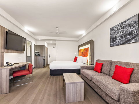 Novotel Darwin Atrium - New South Wales Tourism  5