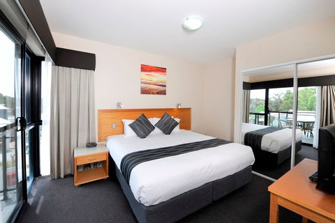 Assured Ascot Quays Apartment Hotel - New South Wales Tourism  2