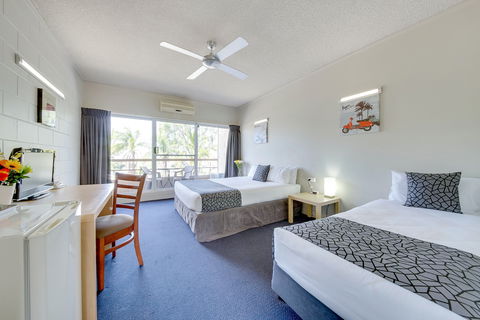 Camelot Motel - New South Wales Tourism  3