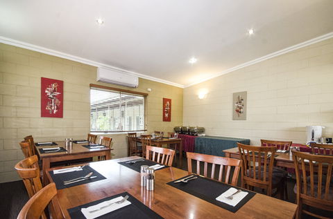 Countryman Motel, Biloela - New South Wales Tourism  9