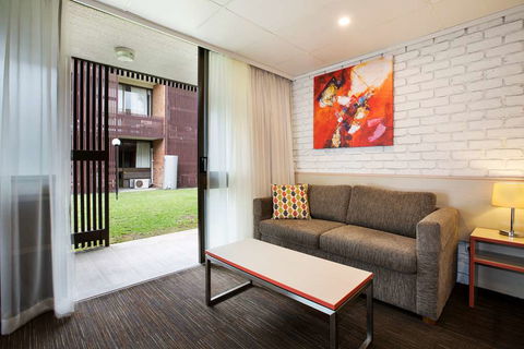 Villa Noosa Hotel - New South Wales Tourism  1