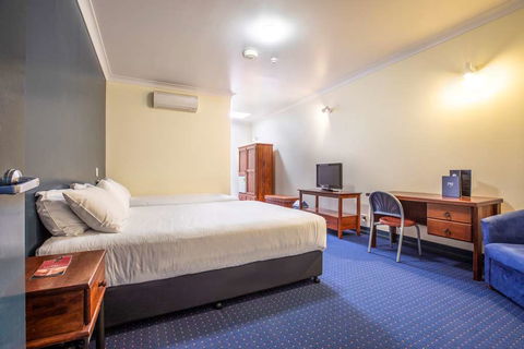 Atherton Hotel - New South Wales Tourism  2