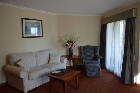 Gateway On Monash - New South Wales Tourism  0