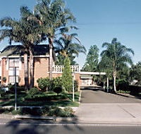 Avaleen Lodge Motor Inn - New South Wales Tourism 